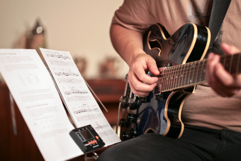 Aula de Guitarra Quais Os Valores em Cachoeirinha - Aula de Guitarra em São Paulo