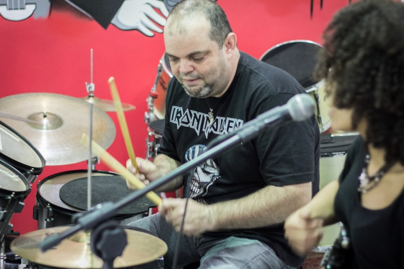 Escola de Aula de Bateria no Jaçanã - Curso de Bateria Valor