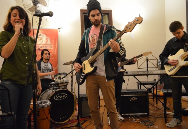 Escola de Canto de Crianças Tremembé - Aula de Canto para Adolescente