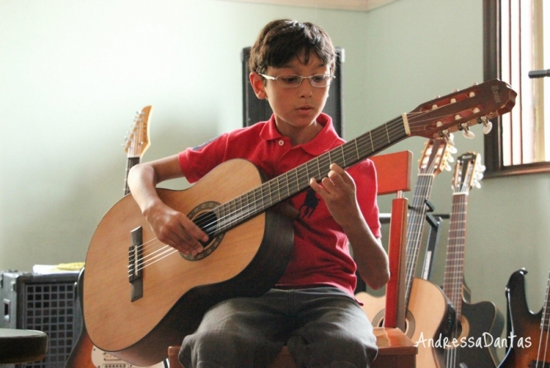 Escola de Violão para Crianças na Zona Norte Cachoeirinha - Escola de Violão Infantil em Santana
