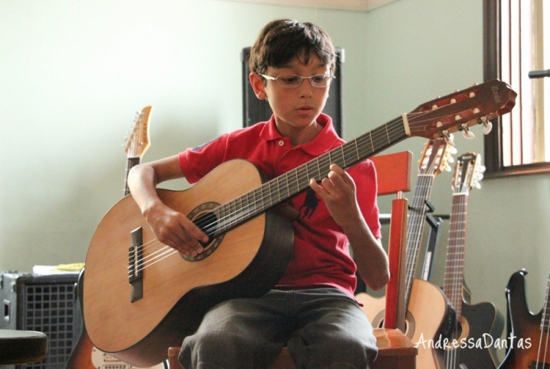 Escola de Violão para Crianças na Zona Norte Cachoeirinha - Escola de Violão para Crianças