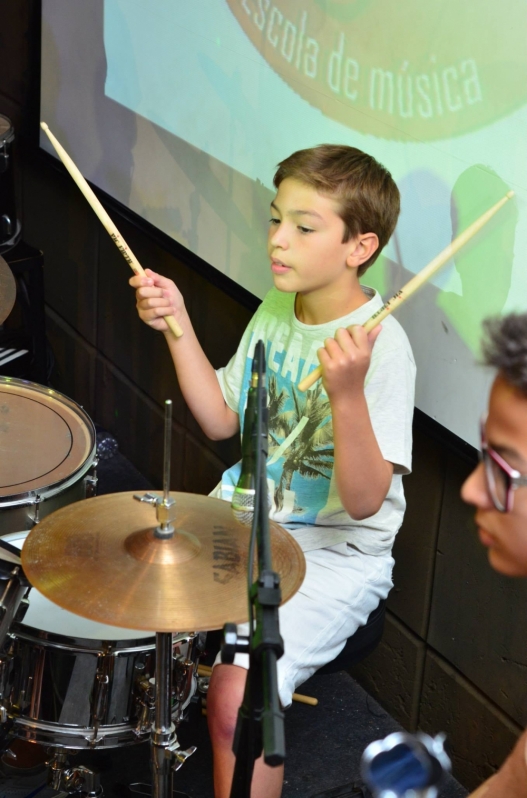 Escola para Aula de Bateria Onde Tem na Vila Gustavo - Aula de Bateria Preço