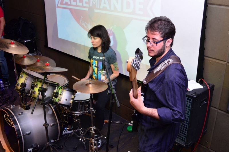 Onde Achar Escola para Aula de Bateria na Lauzane Paulista - Aula de Bateria Quanto Custa