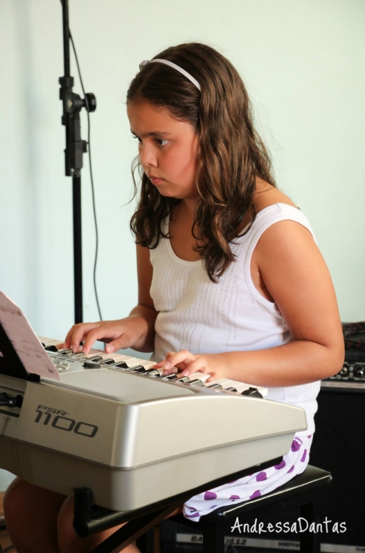 Onde Fazer uma Aula de Teclado em Brasilândia - Aula de Teclado Intermediário