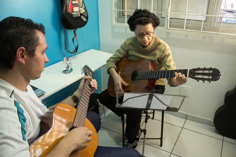 Onde Fazer uma Aula de Violão  na Vila Guilherme - Aula de Violão Valor