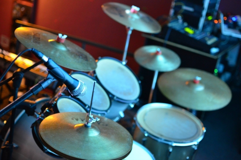 Preço de Escola para Aula de Bateria na Lauzane Paulista - Curso de Bateria Valor