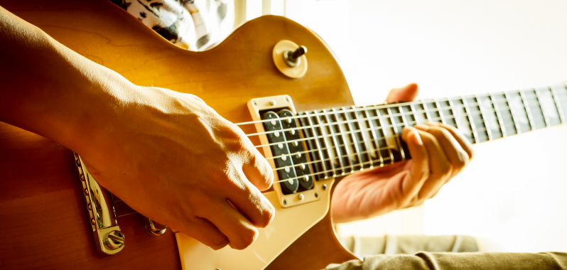 Preço de uma Aula de Guitarra em Brasilândia - Aula de Guitarra Preço