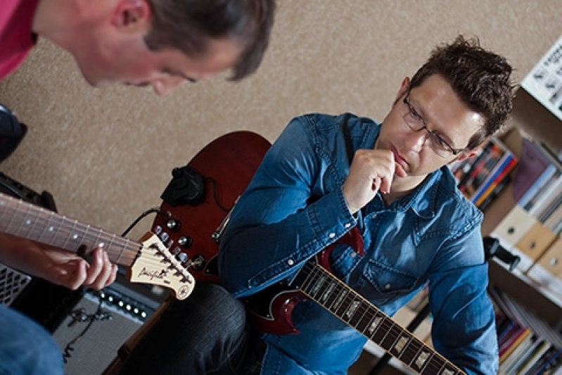 Preços de Aula de Guitarra em Jaçanã - Aula de Guitarra Preço