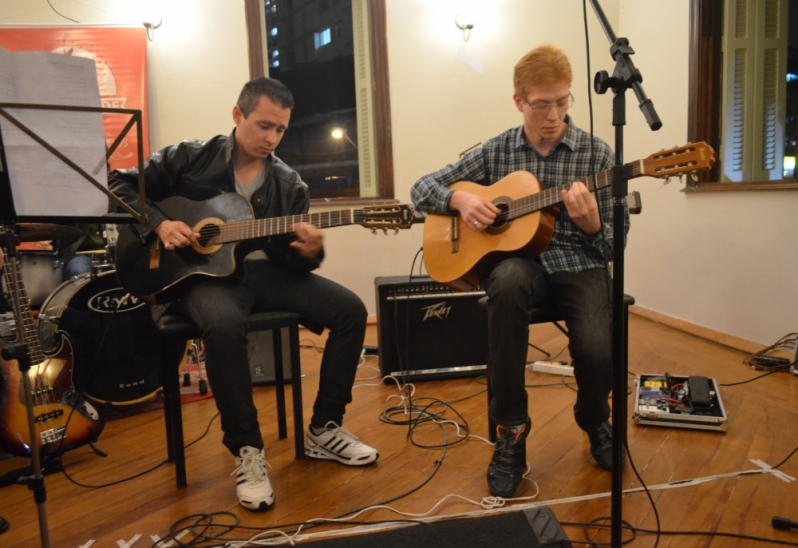 Qual o Preço Aula Guitarra no Mandaqui - Aula de Guitarra no Carandiru