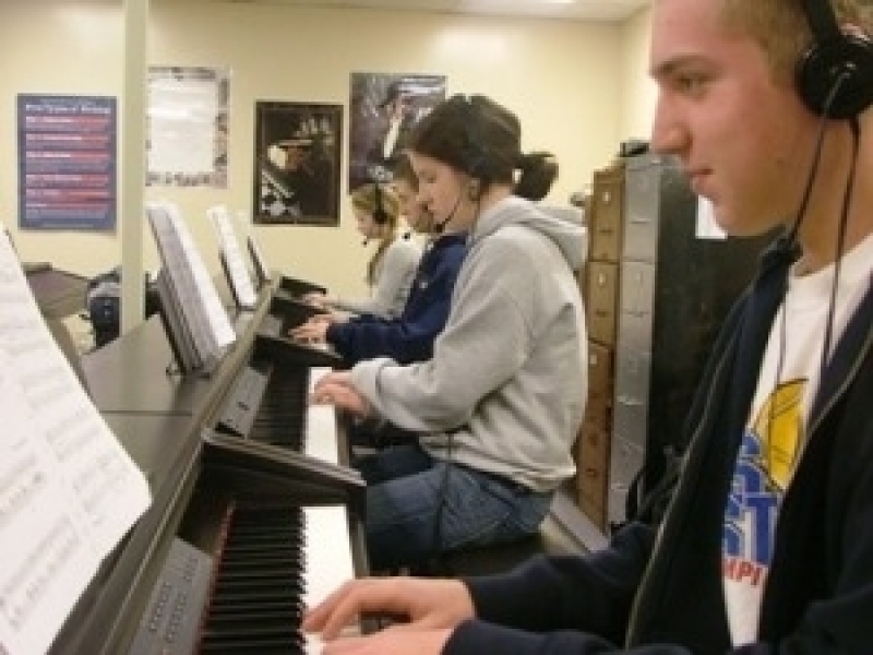 Quanto Custa Escola de Piano Infantil Jaçanã - Aula de Piano para Criança Pequena