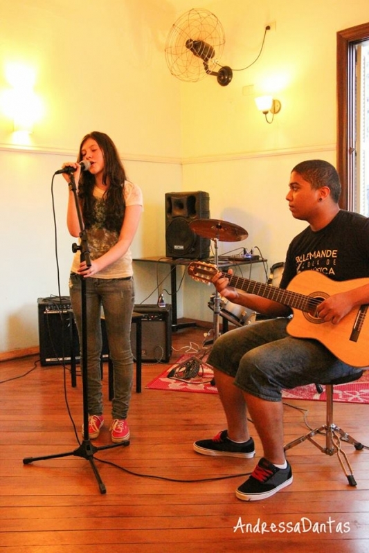 Quanto Custa uma Aula Particular de Canto na Lauzane Paulista - Aula de Canto Preço