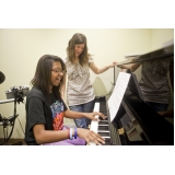 Aula de piano avançado onde fazer em Santana