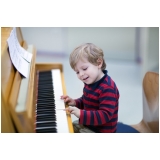 Aula de piano avançado onde tem no Tremembé