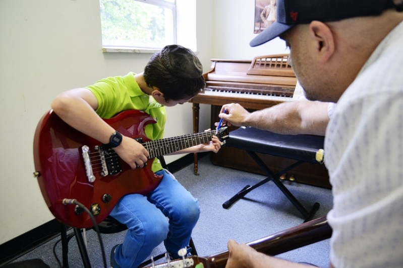 Valores de Aula de Guitarra no Tremembé - Aula de Guitarra em Santana